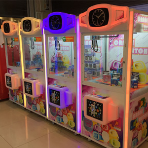 原装程序手表主题娃娃机专供出口夾公仔機香港pp虎抓娃娃机儿童游乐场供应商